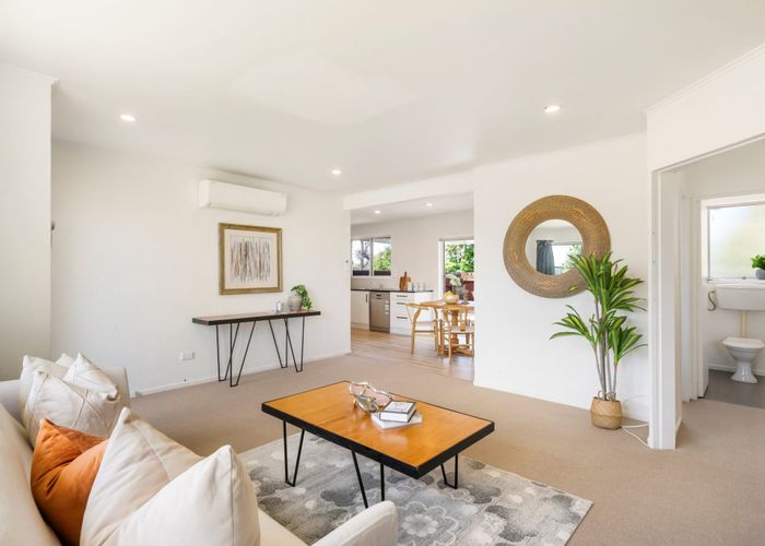  at 8 Rowlands Avenue, Mount Wellington, Auckland City, Auckland