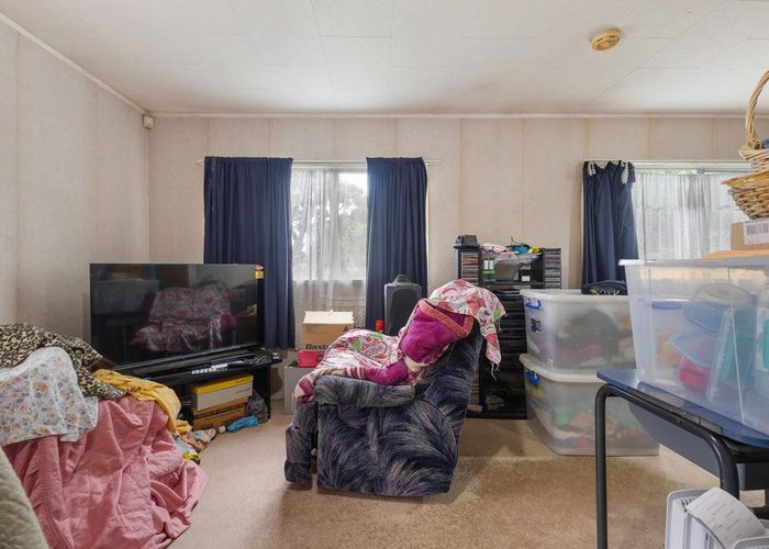  at 9 Glenmary Place, Papatoetoe, Manukau City, Auckland