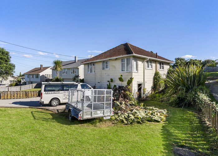  at 19 Taniwha Street, Wai O Taiki Bay, Auckland