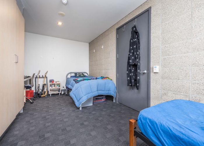  at 412/133 Beach Road, Auckland Central, Auckland