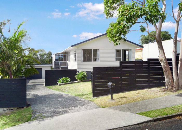  at 7 Kotinga Avenue, Glen Eden, Waitakere City, Auckland