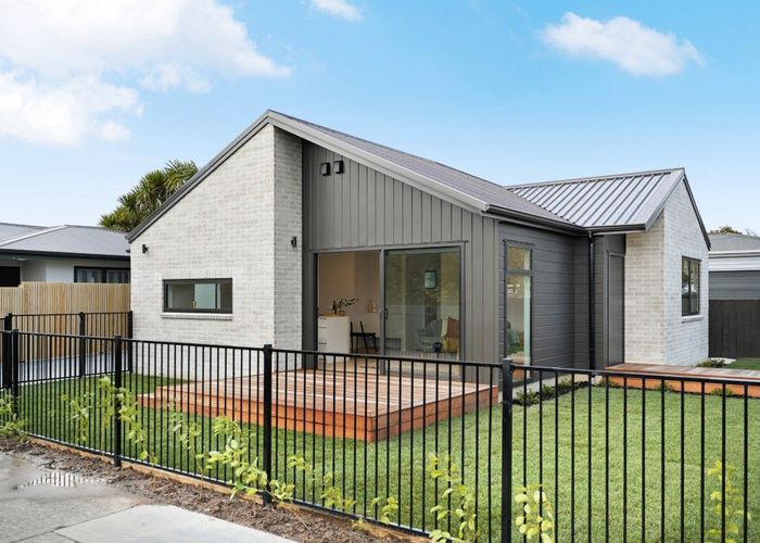  at 1/112 Beerescourt Road, Beerescourt, Hamilton, Waikato