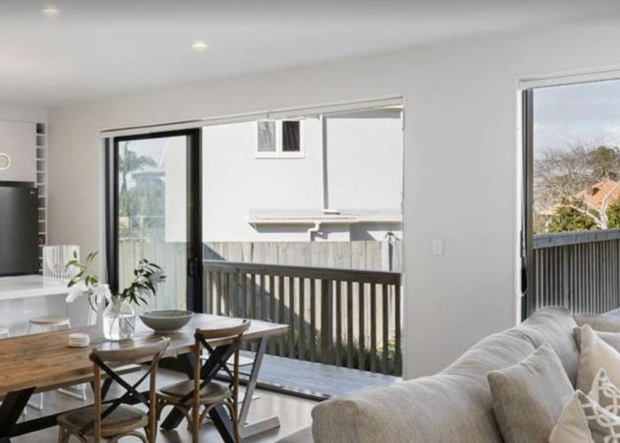  at 35D Konini Road, Greenlane, Auckland