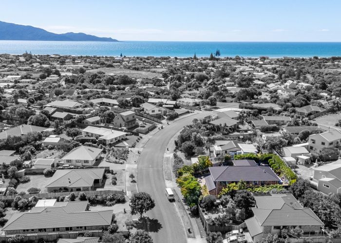  at 21 Campion Road, Waikanae Beach, Waikanae