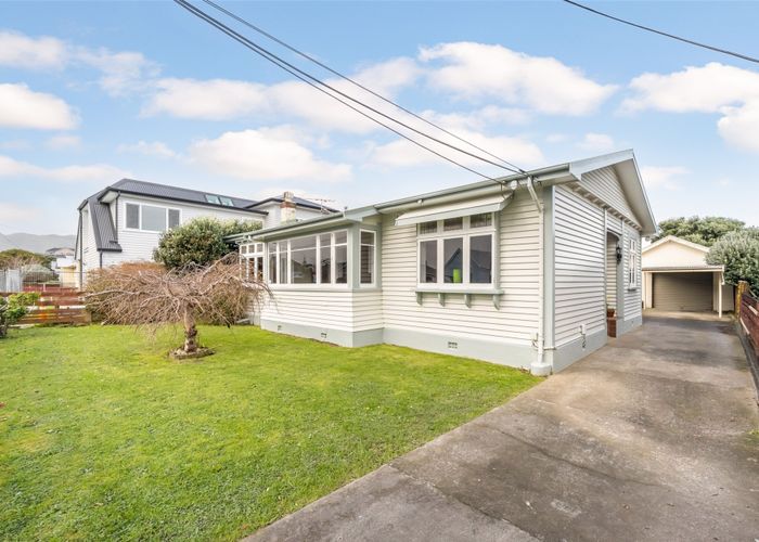  at 8 North Street, Petone, Lower Hutt