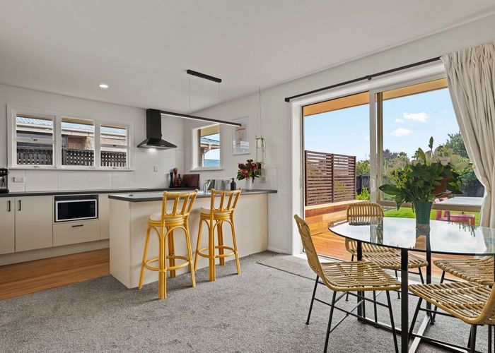  at 247 Grahams Road, Bishopdale, Christchurch