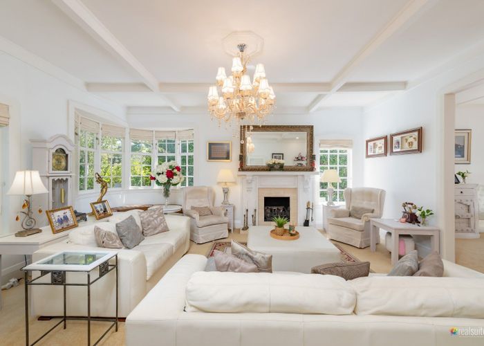  at 7 Hinau Street, Woburn, Lower Hutt
