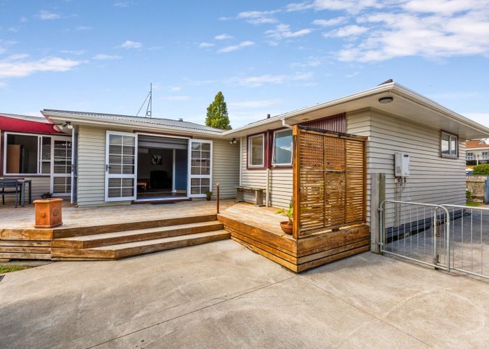 at 6 Kauri Street, Inglewood, New Plymouth, Taranaki
