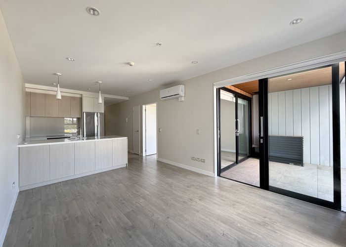  at 409/4 Bute Road, Browns Bay, North Shore City, Auckland