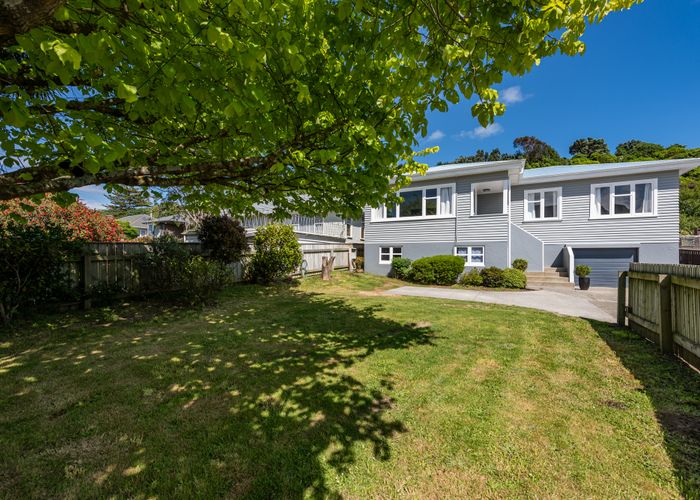  at 349 Main Road, Tawa, Wellington