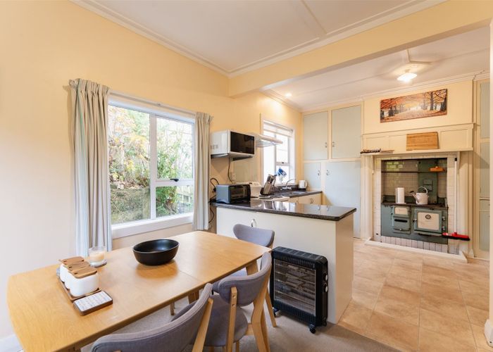  at 22 Agnes Street, Kenmure, Dunedin