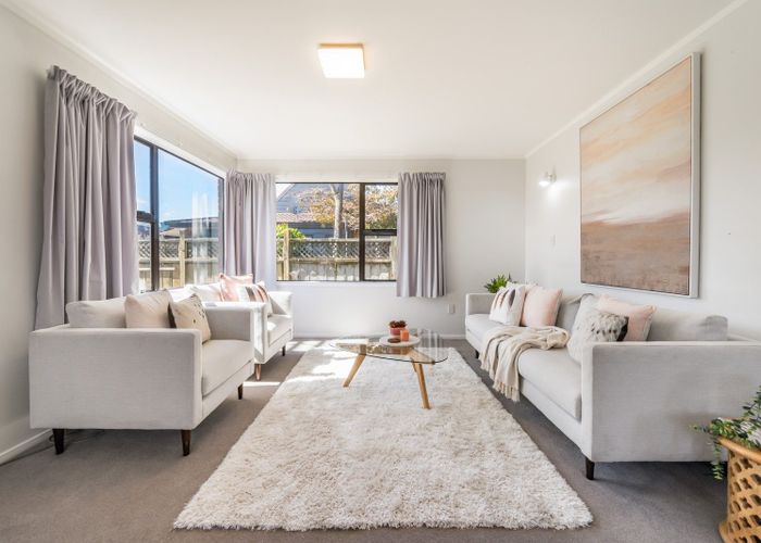  at 2/16 King Street, Petone, Lower Hutt