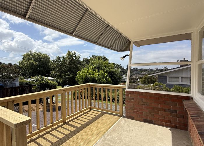 at 1/40 Ocean View Rd, Northcote, North Shore City, Auckland