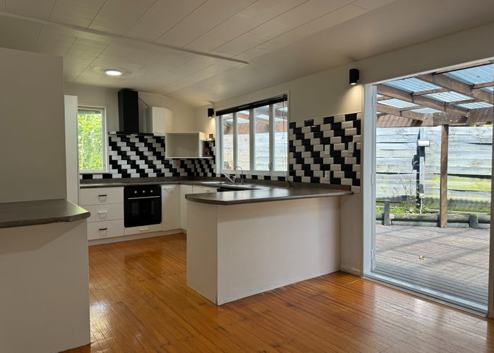  at 17 Hewlett Road, Massey, Waitakere City, Auckland