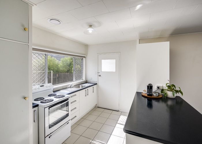  at 2/166 Gloucester Street, Greenmeadows, Napier, Hawke's Bay