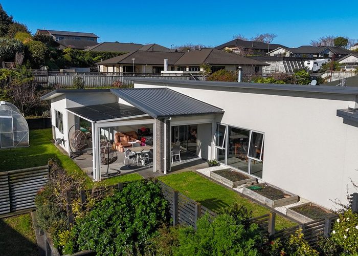  at 17 Redwood Crescent, Hurdon, New Plymouth, Taranaki