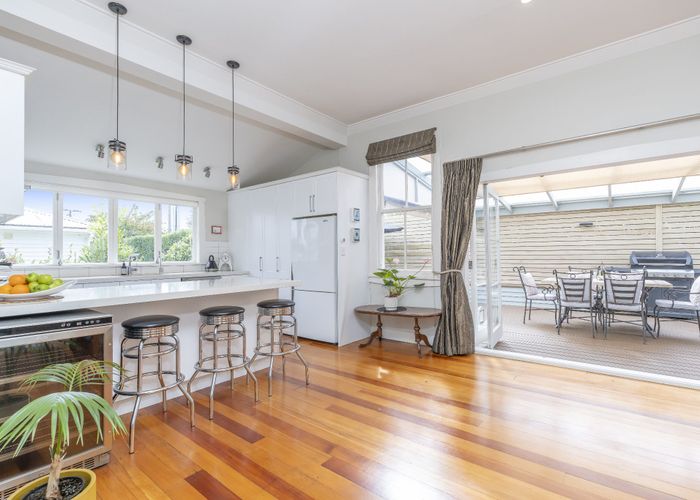  at 5 Ruapehu Street, Mount Eden, Auckland