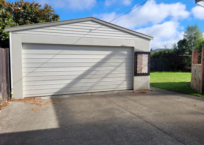  at 12 Garrison Street, Carterton