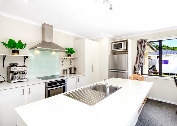  at 9 George Street, Stokes Valley, Lower Hutt