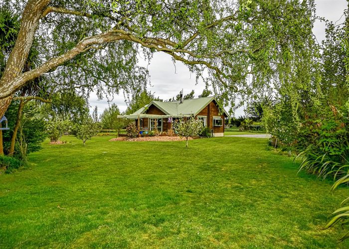  at 81 Wolfes Road, Christchurch