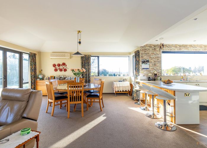  at 108 Spur Road, Hadlow