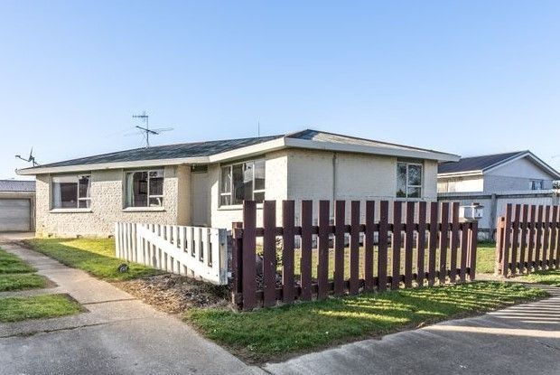  at 26 Boyne Street, Clifton, Invercargill