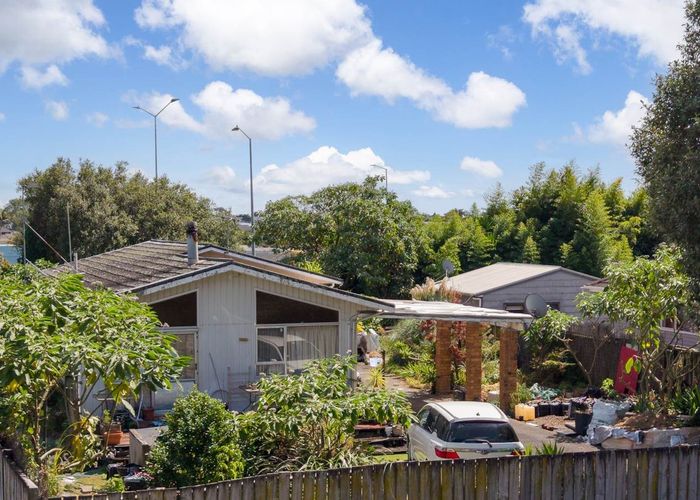  at 34 Challen Close, Conifer Grove, Papakura, Auckland