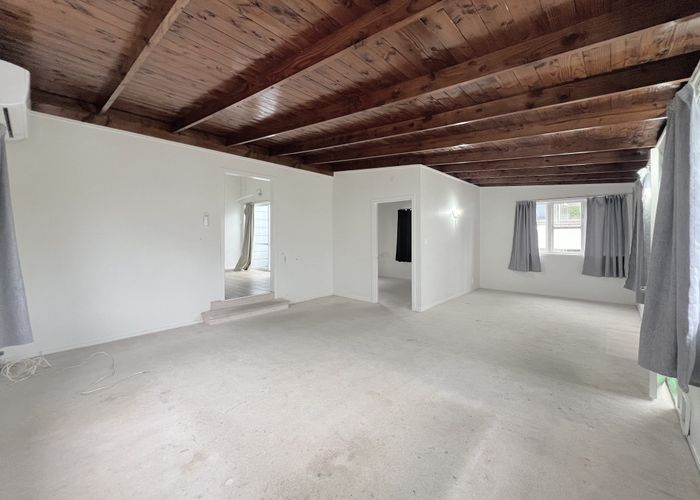  at 52 Tiverton Road, New Windsor, Auckland City, Auckland