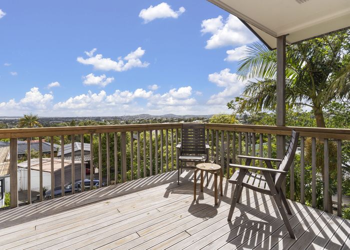  at 1/45 South Lynn Road, Titirangi, Waitakere City, Auckland