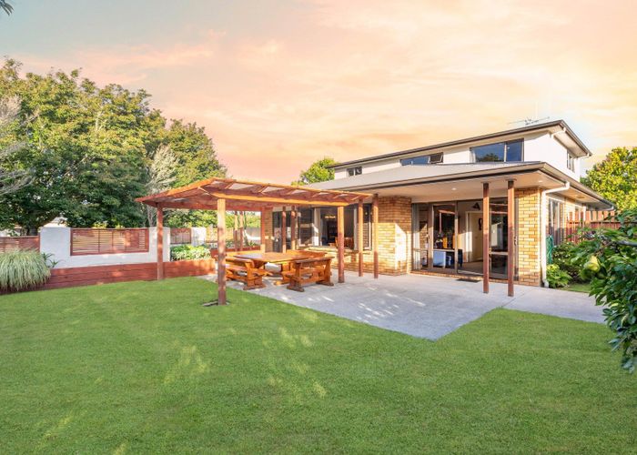  at 2 Cranmer Close, Rototuna, Hamilton, Waikato