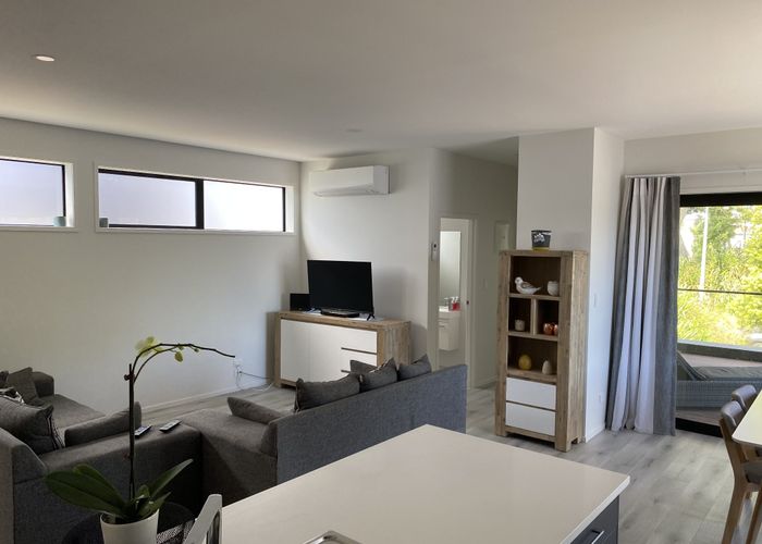  at 576A Grey Street, Hamilton East, Hamilton