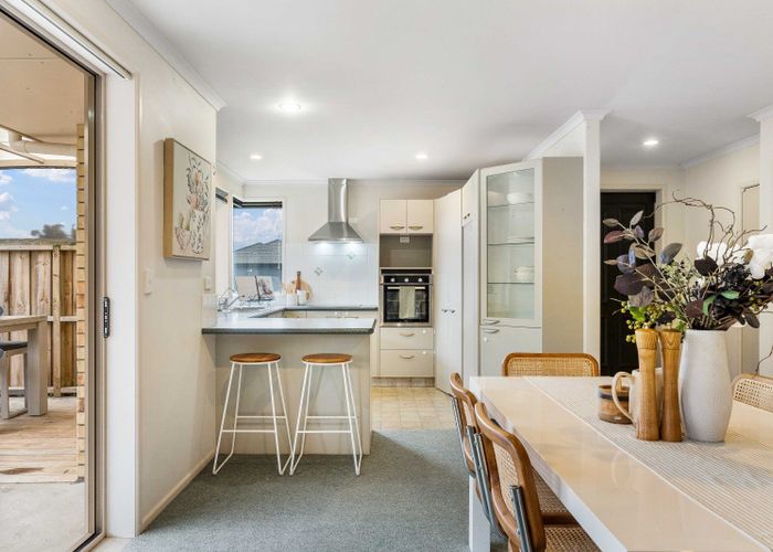  at 716 Gloucester Road, Papamoa Beach, Papamoa