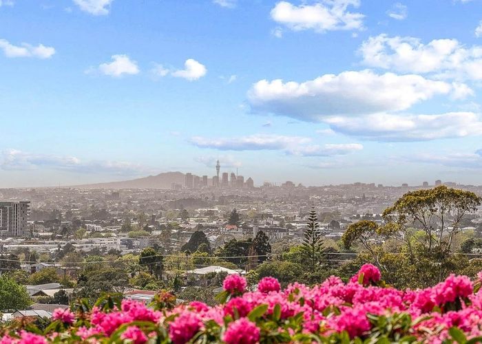  at 139 Glengarry Road, Glen Eden, Auckland