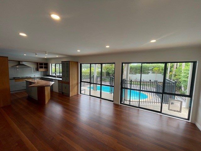  at 1/12 Richards Avenue, Forrest Hill, North Shore City, Auckland