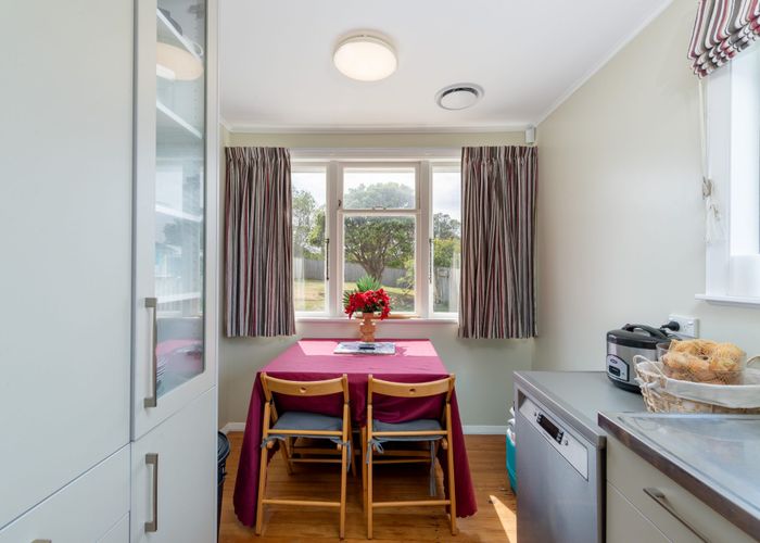  at 115 Te Pene Avenue, Titahi Bay, Porirua