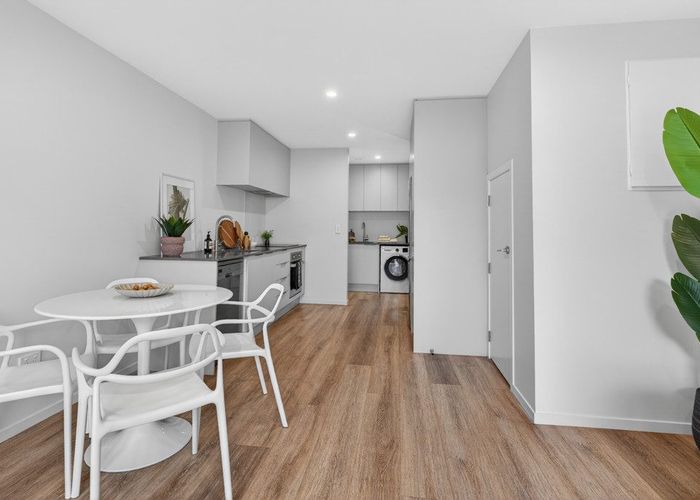  at 8/25 Bush Street, Naenae, Lower Hutt, Wellington