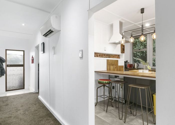  at 25 Adderley Terrace, Ravensbourne, Dunedin