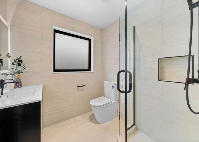  at 8/40 Hain Avenue, Mangere East, Manukau City, Auckland