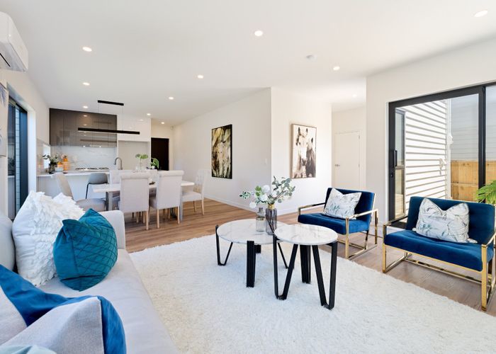  at 21A Barron Drive, Green Bay, Waitakere City, Auckland