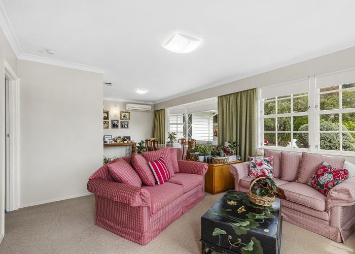 at 5 Ridd Crescent, Karori, Wellington
