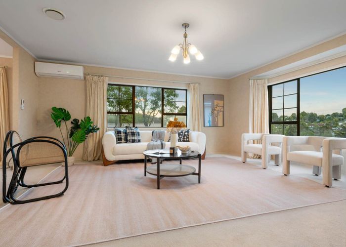  at 31 John Downs Drive, Browns Bay, North Shore City, Auckland