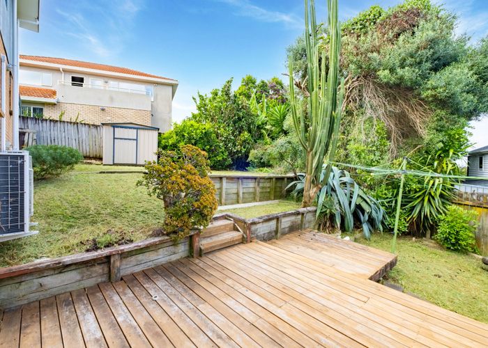  at 20 Pelargonium Terrace, Goodwood Heights, Manukau City, Auckland