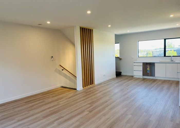  at 5 Battersby Lane, Windsor Park, North Shore City, Auckland