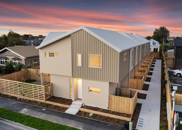  at 2/79 Harrow street, Phillipstown, Christchurch City, Canterbury
