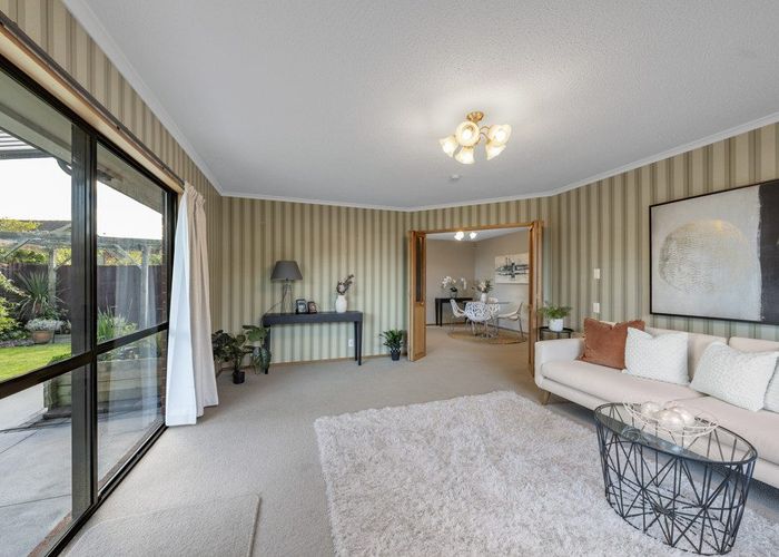  at 2/21 Ben Nevis Drive, Broomfield, Christchurch