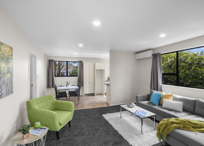 at 2/35 Carnarvon Street, Linwood, Christchurch