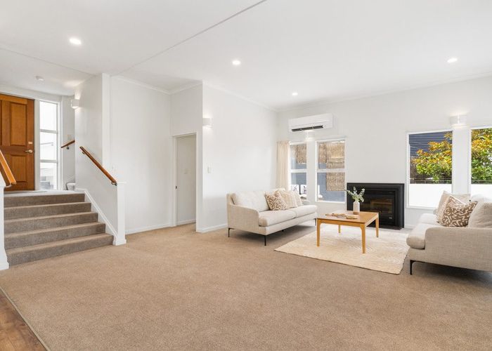  at 5 Stoddart Lane, Cashmere, Christchurch