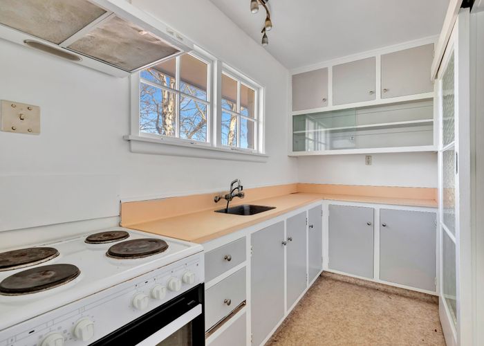  at 2/170 Waimairi Road, Ilam, Christchurch City, Canterbury