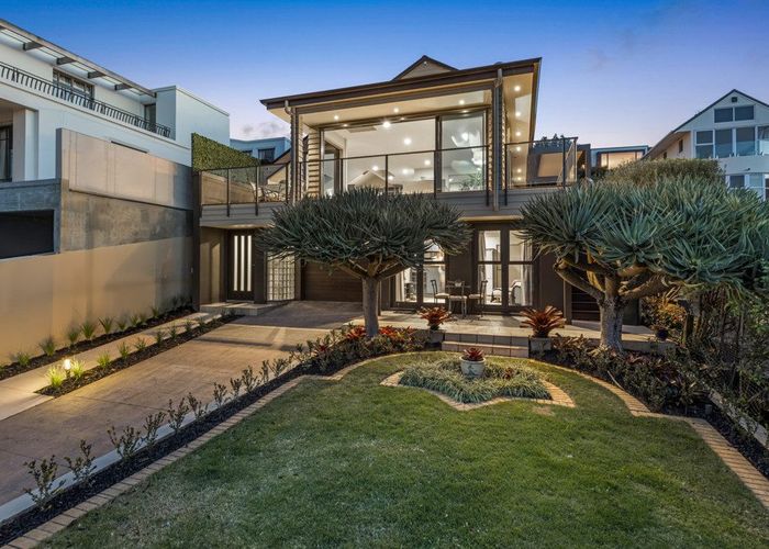  at 20 Tohunga Crescent, Parnell, Auckland
