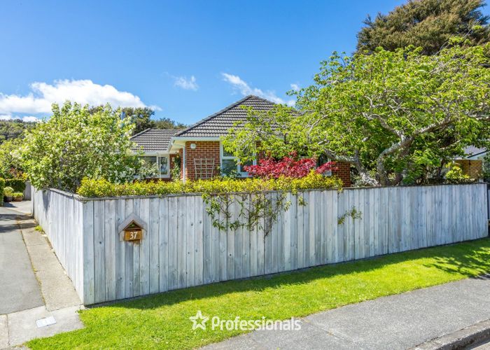  at 37 Sunbrae Drive, Silverstream, Upper Hutt, Wellington